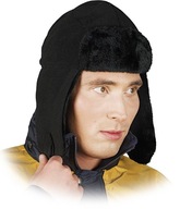 Zateplená zimná čiapka ushanka čierna REIS