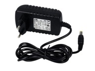 Zásuvný AC adaptér 12VDC 2A