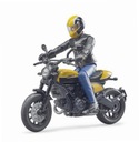 Ducati Scrambler na plný plyn s jazdcom