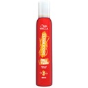 Pena na vlasy Wella Shockwaves Curls 200 ml