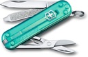 Victorinox Classic SD vreckový nôž zelený 0.6223.T24G