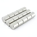 VALEC NEODYMOVÝ MAGNET 10x10 mm - SADA 15 ks