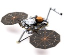 Metal Earth InSight 3D model zostavy Mars Lander