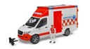 Mercedes Sprinter Ambulance s nápaditou figúrkou záchranára