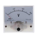 AC panelový voltmeter