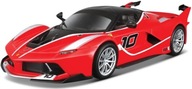 FERRARI FXX K #10 červený model Bburago 26301 1:24