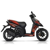 Aprilia SR Motard 50 125 18 miesto kreslo pohovka