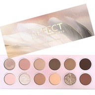 OVPLYVŇTE NADČASOVÉ MOMENTY MAKEUP PALETTE