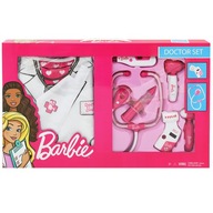 Barbie Little Doctor s prezlečenou zásterou