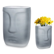 Malá sklenená váza na kytice kvetov S TVÁROU 15.5