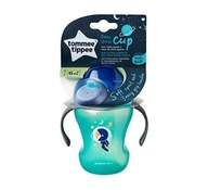 TOMMEE TIPPEE Sippy pohár Boy 230ml