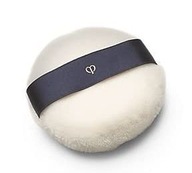 CLE DE PEAU BEAUTY PUFF, PRÁŠKOVÁ HUBKA