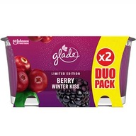 Glade Berry Winter Kiss 2x vonná sviečka