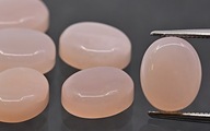 Opal Pink Low Oval Cabochon 9x7,5 mm