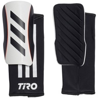 Futbalové chrániče holení adidas Tiro SG LGE GK3534 L