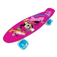 MINNIE'S SKATEBOARD