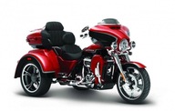 KOVOVÝ MODEL MOTORKY HD 2021 CVO TRI GLIDE 1/12