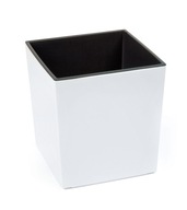 Juka Flowerpot Smooth Varnish 300 Lamela White / Black + vložka