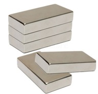 Neodymový magnet 10X10X4 mm N42 tyč 100 kusov