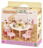 Stôl, stoličky a veľa sladkostí Sylvanian Families 5742