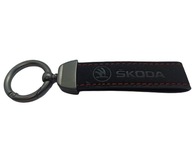 PRSTEŇ NA KĽÚČE SKODA ALCANTARA KOŽA