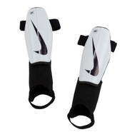 Chrániče holení Nike Charge DX4610-100 L (170-180 cm)