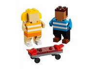 LEGO 40402 DEŇ MLÁDEŽE MINIBUDOV