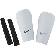 Futbalové chrániče holení Nike J Guard-CE SP2162 100 L