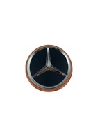 Odznak s logom Mercedes-Benz A0004000900