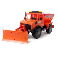 Bruder 02572 Unimog sypač piesku s pluhom