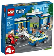 LEGO City Prenasledovanie policajnej stanice 60370