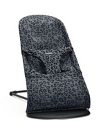 BLISS MESH ANTRACITOVÝ LEOPARD BOOSTER BABYBJORN