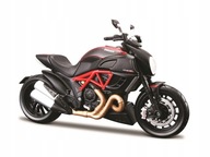 MAISTO DUCATI DIAVEL CARBON 2011 pre montáž 1/12