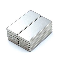 NEODYMOVÝ MAGNET 25x10x2 mm PLÁŠŤ SILNÝ - 10 ks