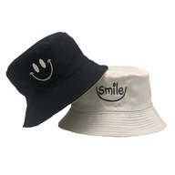 BUCKET HAT obojstranný klobúk s nápisom SMILE