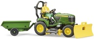 BRUDER 62104 JOHN DEERE TRAKTOR S PRÍV