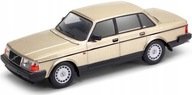 VOLVO 240 GL zlatý model 24102 Welly 1:24