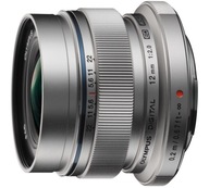 OLYMPUS 12mm F2.0 M.ZUIKO STRIEBORNÁ + CASHBACK 450 PLN